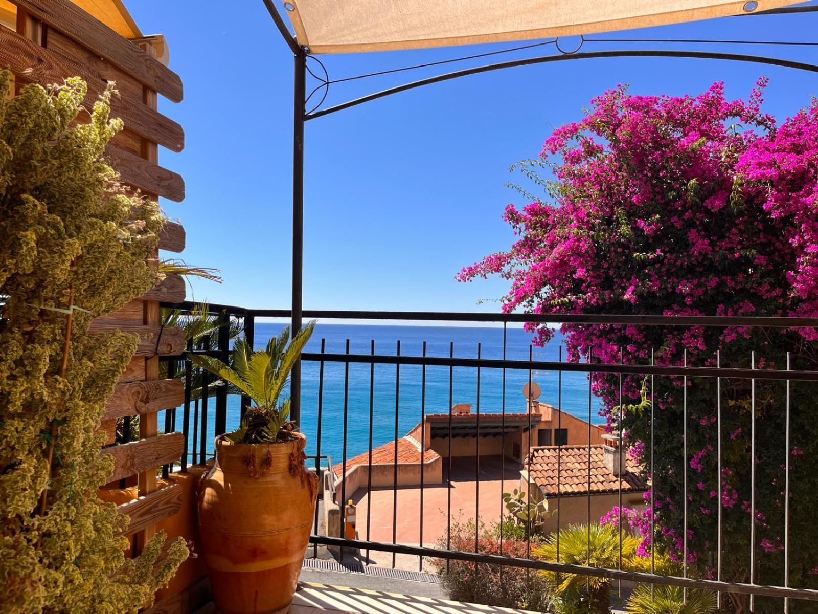 Lo Scoglio Apartment Varigotti Luaran gambar