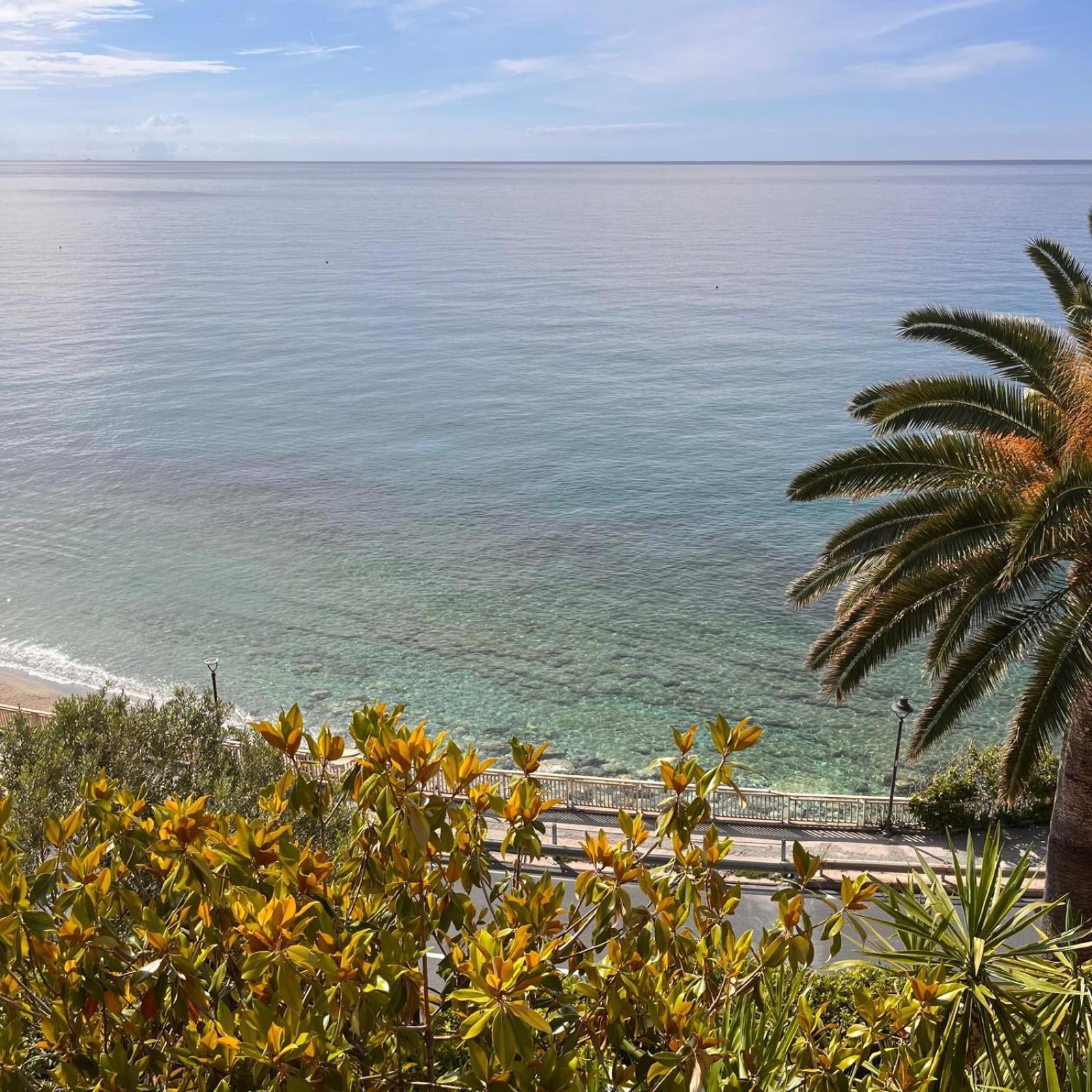 Lo Scoglio Apartment Varigotti Luaran gambar