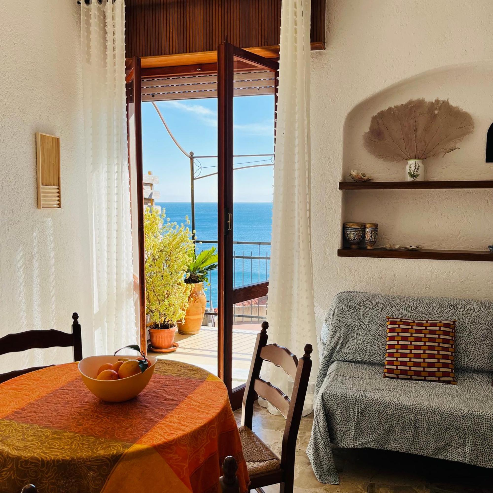 Lo Scoglio Apartment Varigotti Luaran gambar